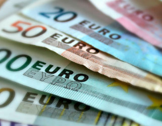 Euro rozó su precio máximo desde mayo de 2018 por expectativas económicas más positivas