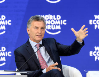 Macri cree que ajuste estabilizará Argentina y atraerá inversiones