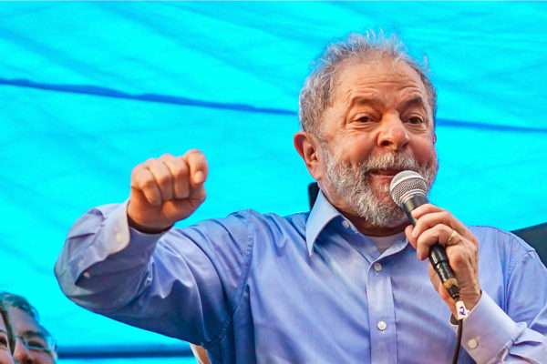 Lula lanza desde la cárcel su candidatura para la presidencia