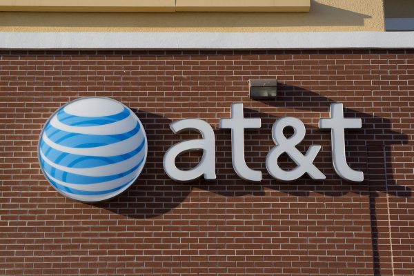 EE.UU. investiga si AT&T y Verizon se coordinaron para perjudicar a usuarios