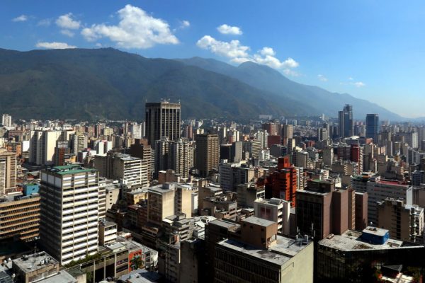 Caracas, la de los techos rojos, cumple 451 años