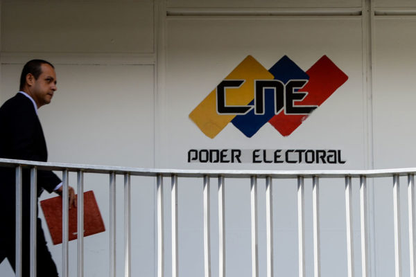 CNE inició recepción de propuestas de partidos para organizar elecciones parlamentarias