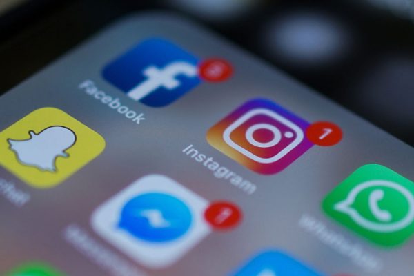Instagram lanza aplicación de videos de larga duración
