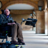 Cientos de familiares y amigos se despiden de Stephen Hawking