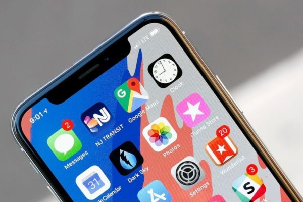 Apple lanzaría tres iPhone a final de año con precios bajísimos