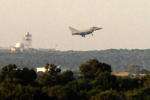 IATA: Solo 44 casos de COVID-19 se han relacionado con vuelos comerciales