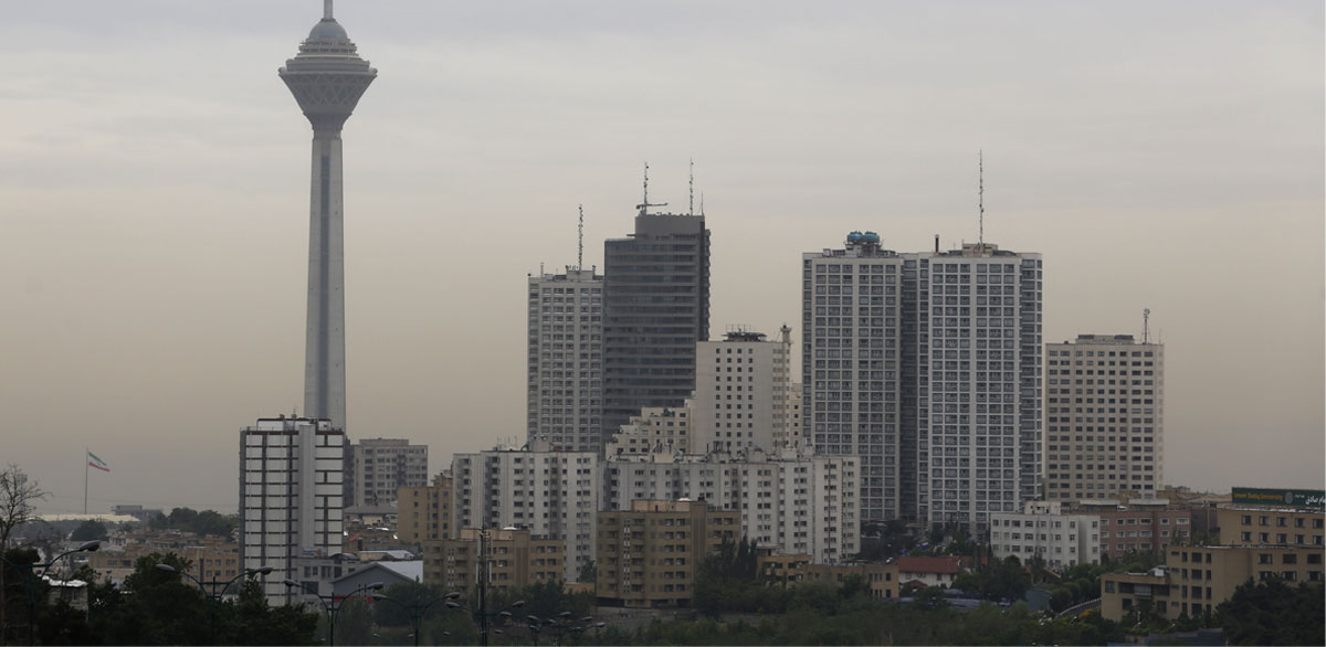 Sistema Swift suspende acceso a varios bancos de Irán Banca y Negocios