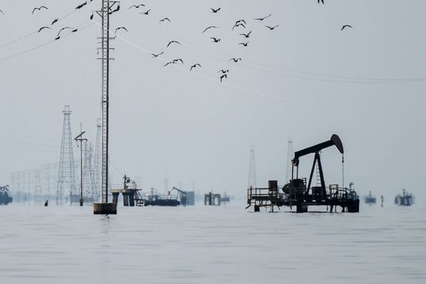 Estiman que petróleo llegaría a $100 si la OPEP no sube la producción