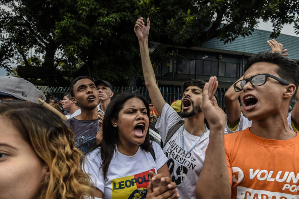 Éxodo y miedo alejan a los estudiantes de las marchas