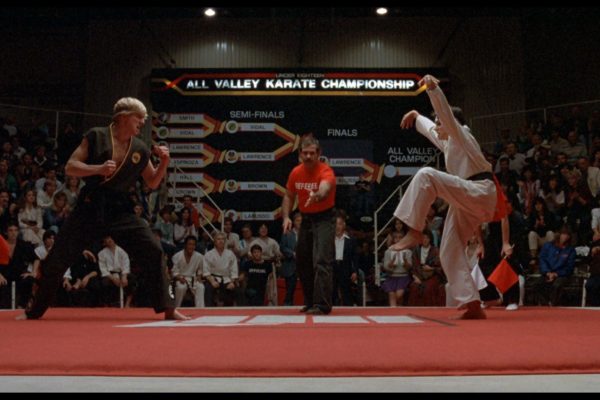 «Cobra Kai» devuelve la fiebre por «The Karate Kid» más de 30 años después