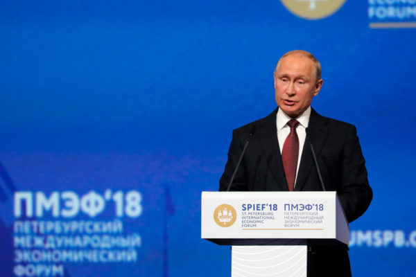 ¿Cuánto fue el ingreso anual de Vladimir Putin en 2021?