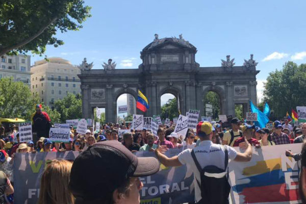 Venezolanos en el exterior protestaron contra las elecciones