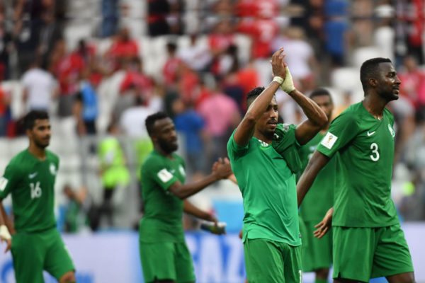 Arabia Saudita derrota 2-1 a Egipto en su despedida del Mundial