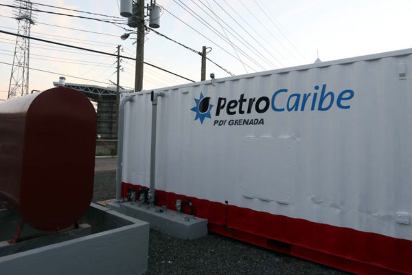 Pdvsa suspende envíos petroleros a ocho países de Petrocaribe