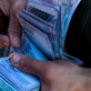 La circulación de bolívares se va a reducir cada vez más, advierte economista Puente