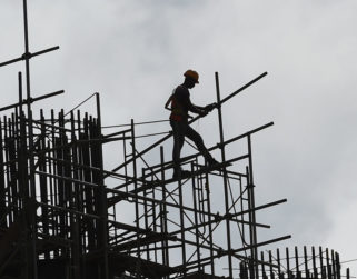 Entre la depresión y el vacío: así opera el sector construcción en Venezuela
