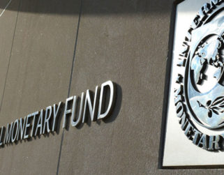 Gobierno acusa a EEUU de impulsar agresión financiera en reunión del FMI
