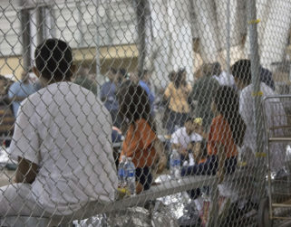Niña guatemalteca muere en custodia de EEUU en la frontera