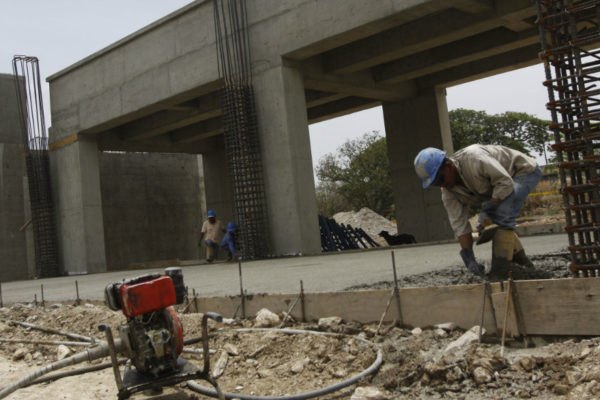 Reactivan construcción de tramo ferroviario Puerto Cabello-La Encrucijada