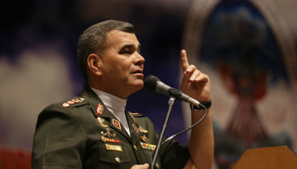 Padrino López establecerá contacto con Colombia para restablecer relaciones militares