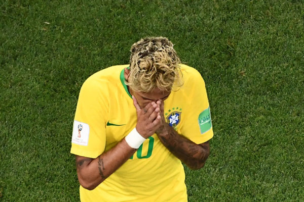 Brasil de Neymar solo empata 1-1 con Suiza