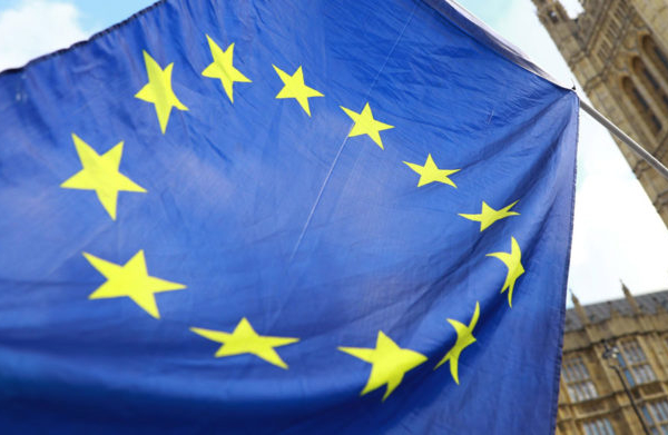 UE aprueba US$41.000 millones para promover la inversión ante el Covid-19