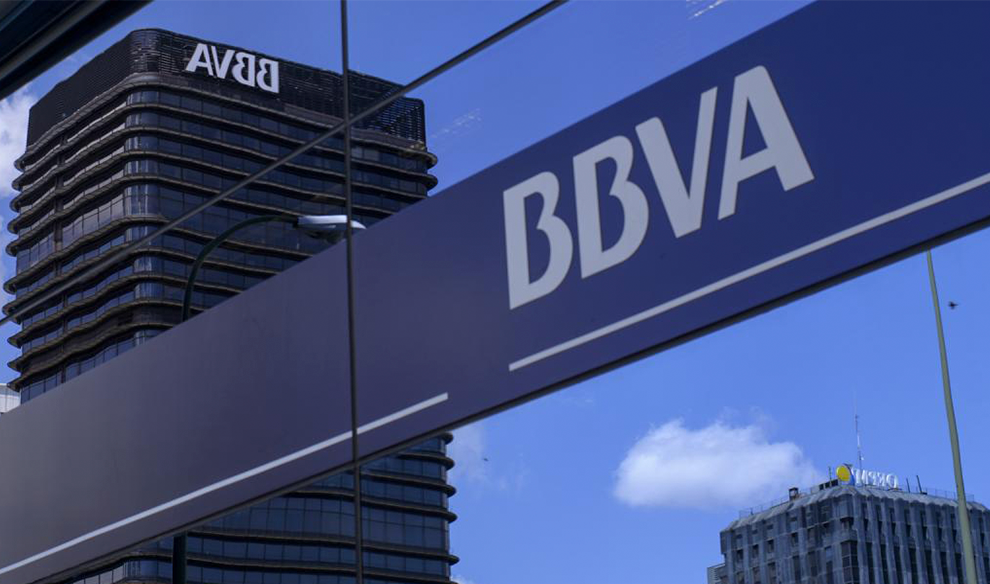 El BBVA se dispara casi un 7% en Wall Street tras fracasar su intento de opa al Sabadell