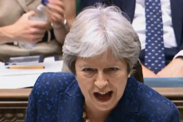 Acusan a Theresa May de engañar al Parlamento sobre acuerdo de brexit