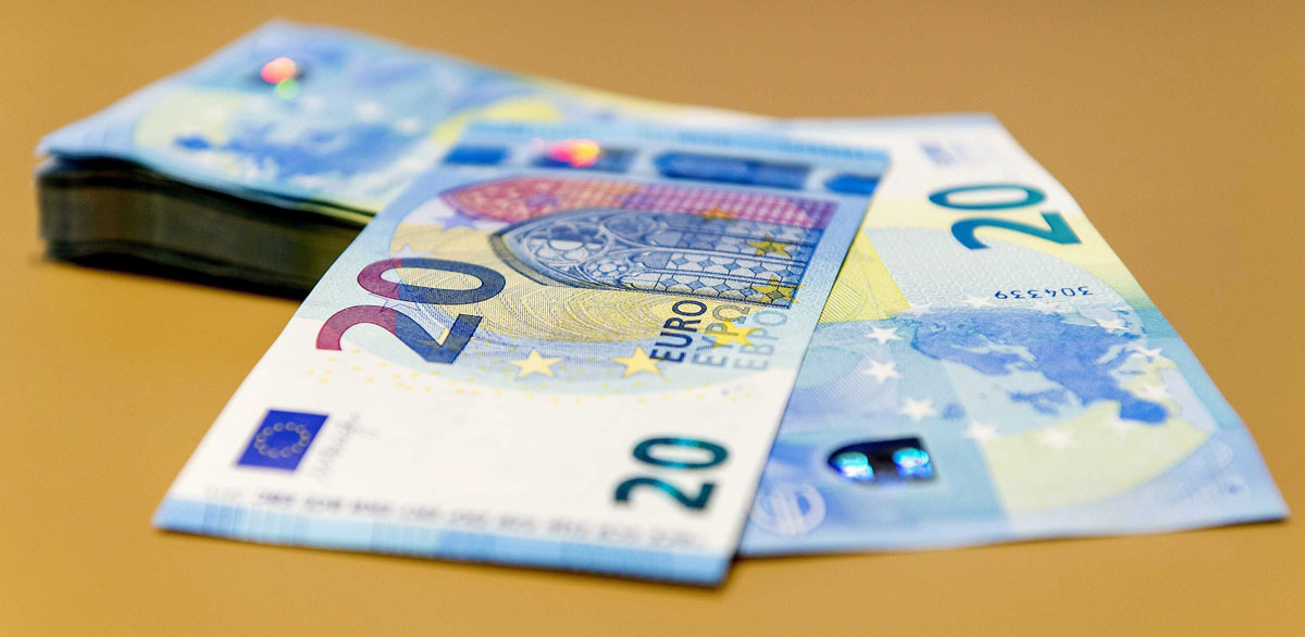 Las Grandes Fechas Del Euro Desde Su Nacimiento Hace 20 A os Banca Y 