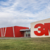 Beneficio semestral de 3M se redujo ligeramente