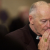 El papa acepta renuncia de cardenal acusado de abusos sexuales