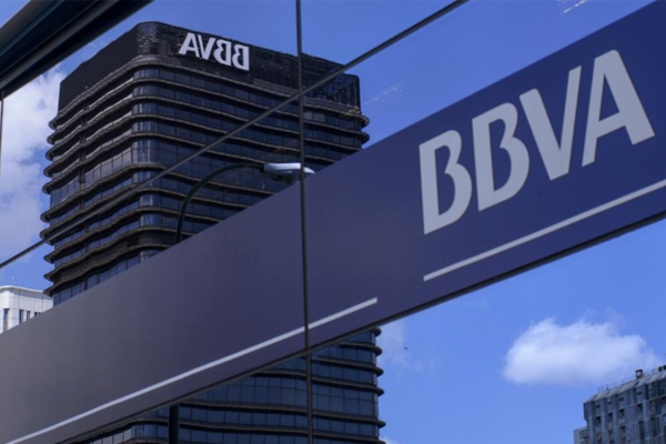 Ganancias de BBVA caen 9,8% hasta los $1.300 millones en el primer trimestre