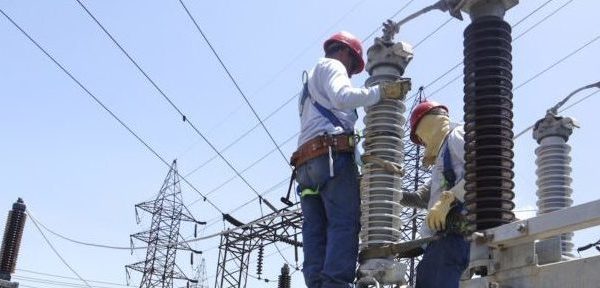 #SinLuz Corpoelec dice que está en proceso de solventar falla que afecta a 16 sectores de Caracas