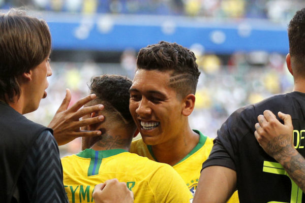 Brasil gana 2-0 a México y se clasifica a cuartos del Mundial