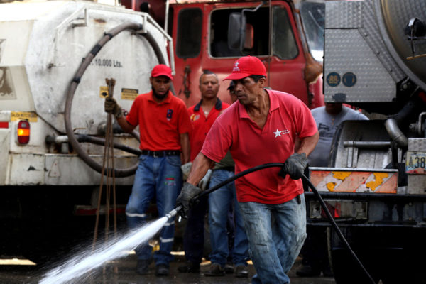 4.500 personas realizan mantenimiento a espacios públicos de Caracas