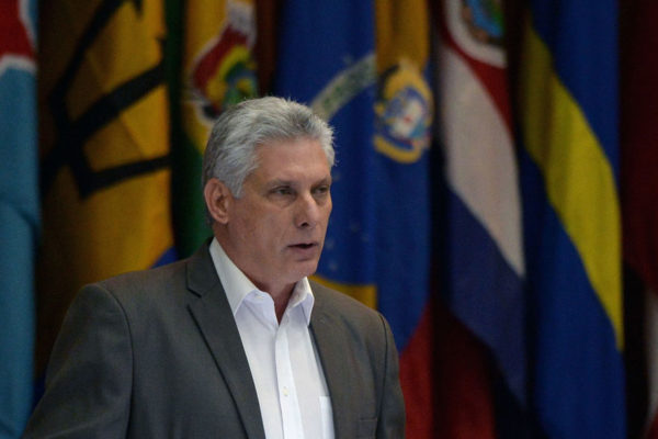 Díaz-Canel: En Cuba no hay ni habrá giros capitalistas