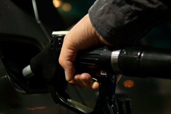 Otra víctima de la crisis: ¿por qué la gasolina está afectando a los vehículos en Venezuela?