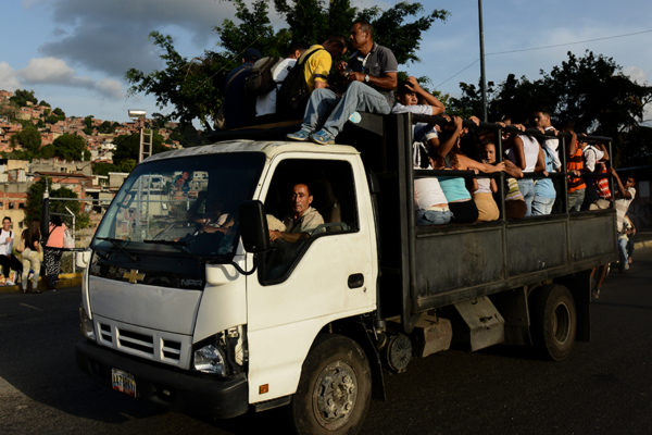 Cabello: Colapso del transporte es un guión repetido