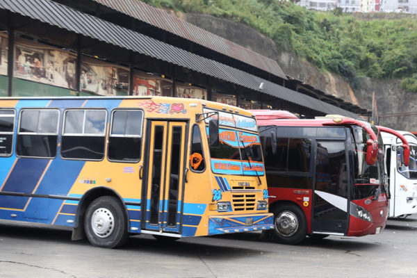 Transporte interurbano se reactiva esta semana excepto en Táchira y Bolívar
