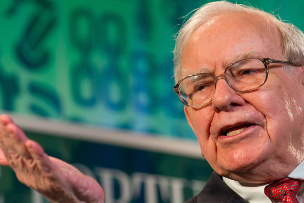 Buffett es optimista sobre recuperación económica: «Casi nada puede detener a EEUU»
