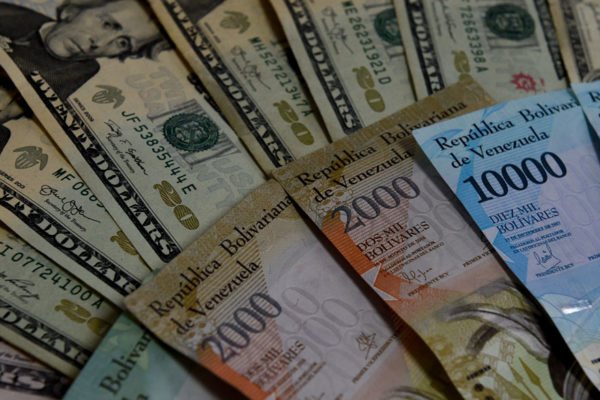 Torino Economics prevé inflación de 23.000.000% para Venezuela en 2019