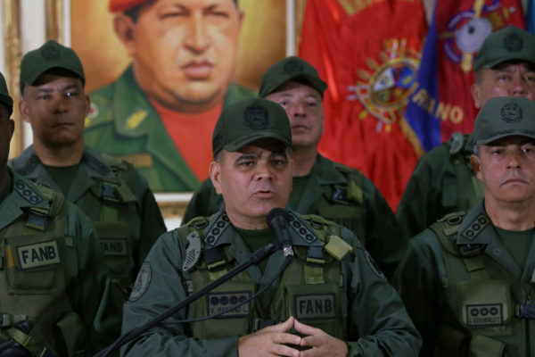 Padrino atribuye ataque a puesto de la Fanb a la oposición con apoyo de Brasil y Perú
