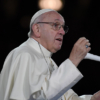 El papa dijo sentirse indignado por abusos sexuales en la iglesia
