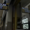 Bolsa de Buenos Aires se desploma en la apertura y trepa el riesgo país