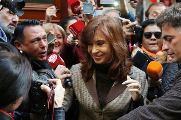 Cristina Kirchner arranca campaña y dice que «Argentina merece otro gobierno»
