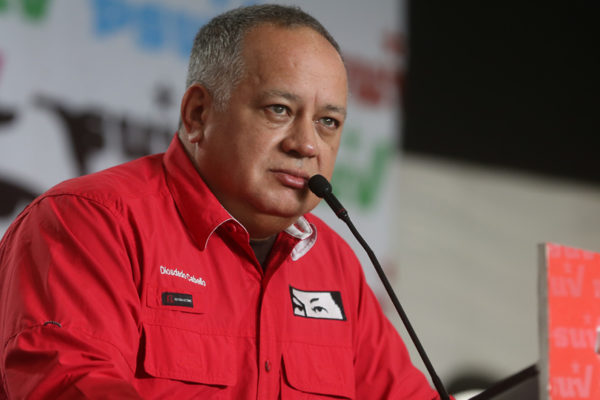 Diosdado Cabello pide a EEUU levantar sanciones contra Venezuela