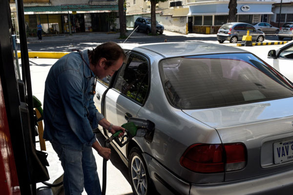 «La gasolina se desaparece»: denuncian que Sistema Patria descuenta cupos sin ser consumidos