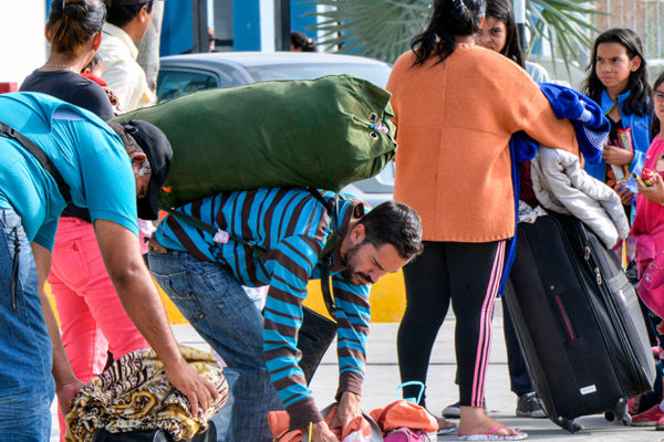 Ecuador suspende pasaporte para migración venezolana