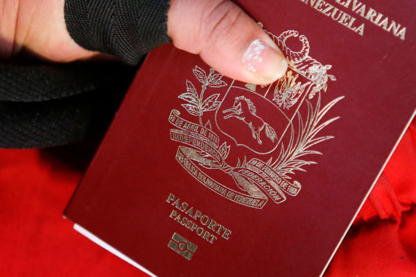 EEUU ratificó reconocimiento a pasaportes venezolanos vencidos por 5 años