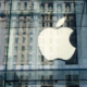 Apple: ¿por qué sus acciones caen más de 3,7% este viernes?